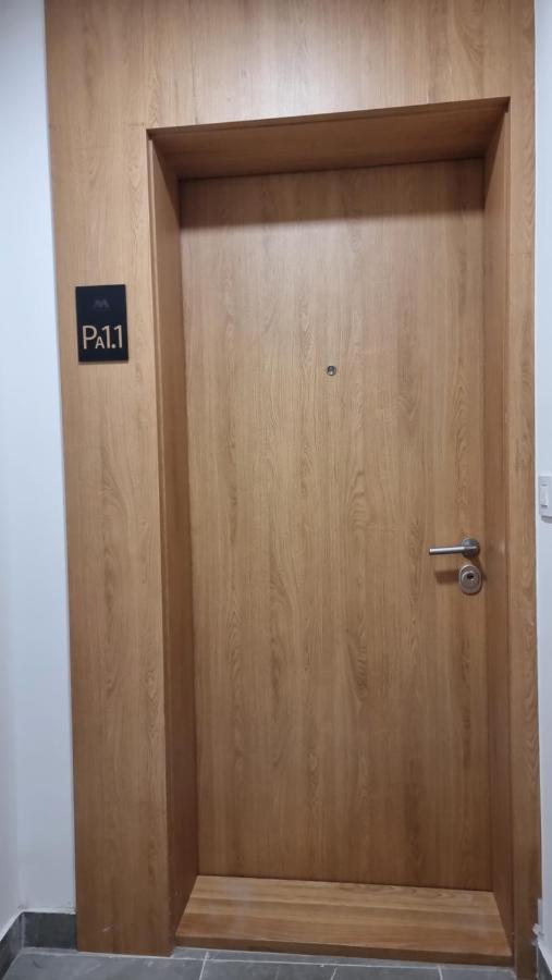 Alek Place Apartment